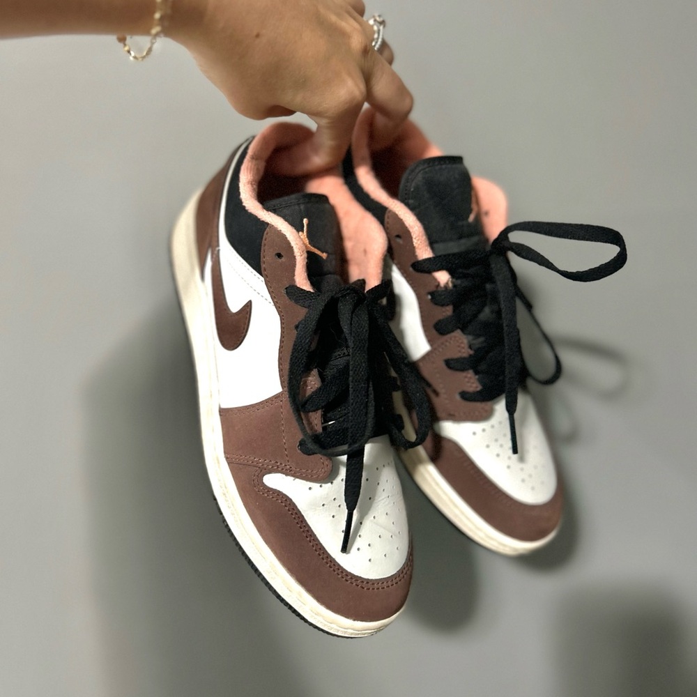 Air Jordan 1 Low Mocha